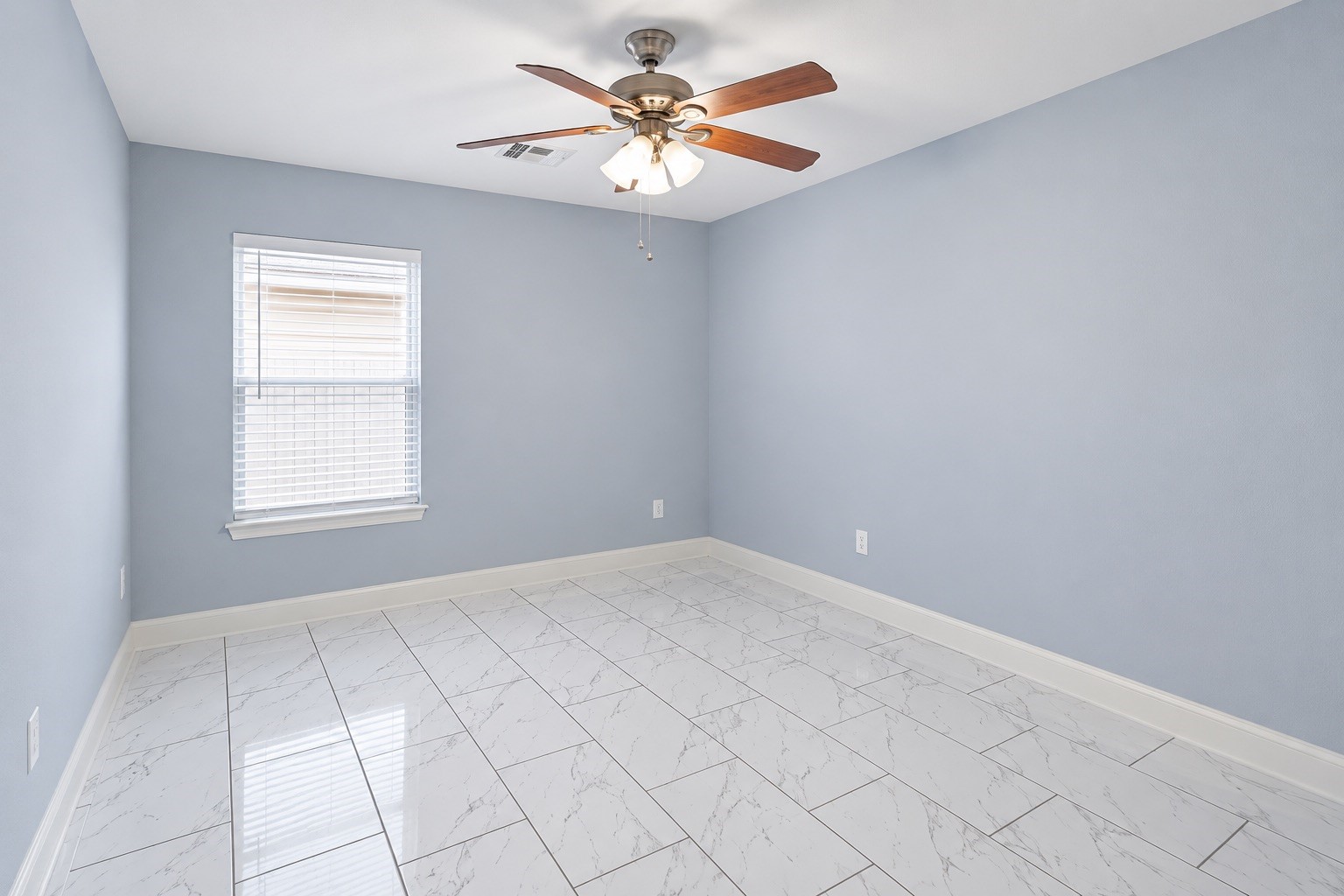 7323 Parkland Manor Drive Property Photo 11