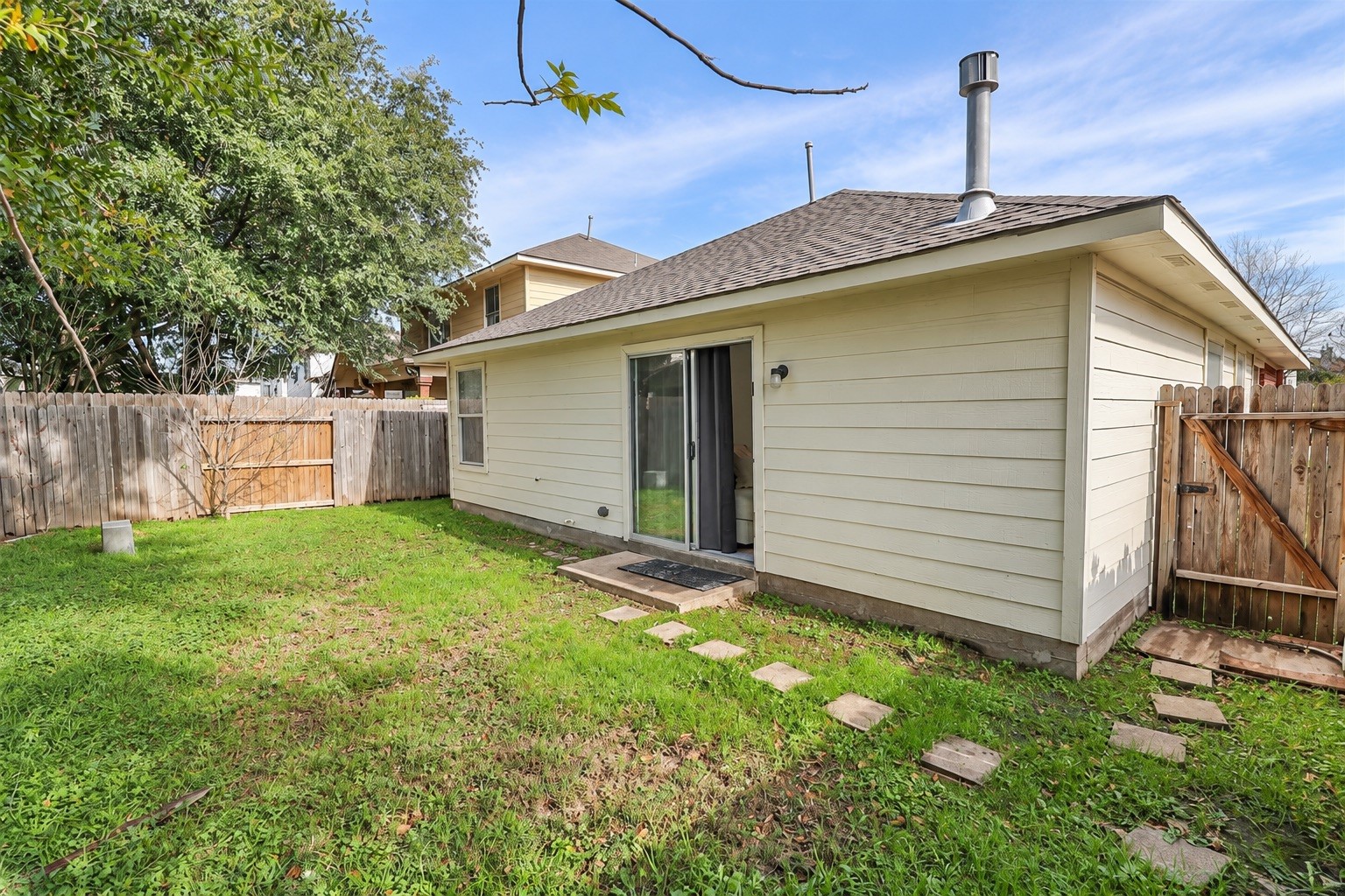 7323 Parkland Manor Drive Property Photo 13