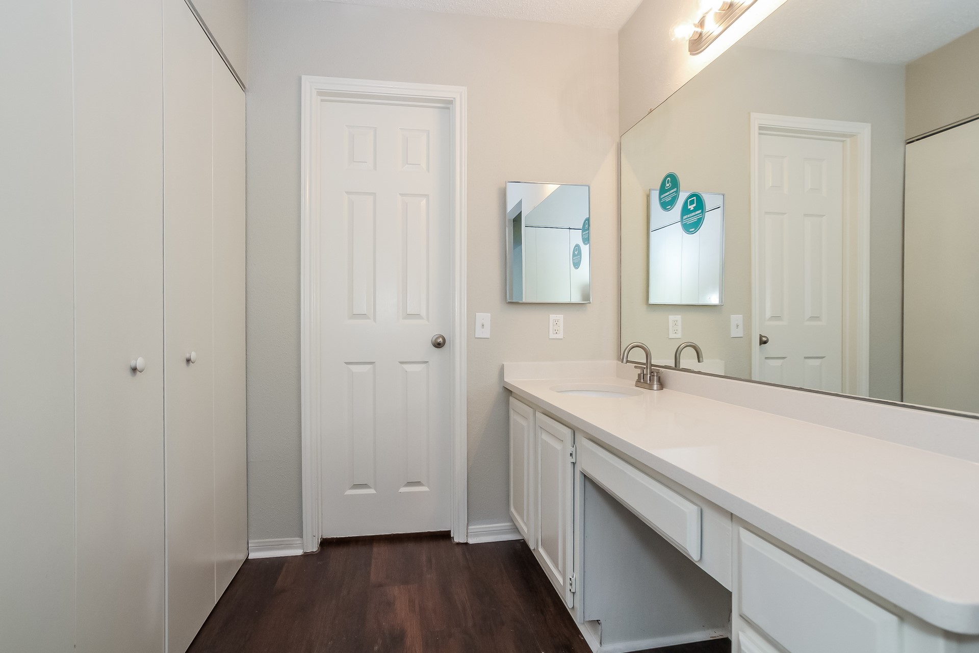12603 Mill Ridge Drive Property Photo 11