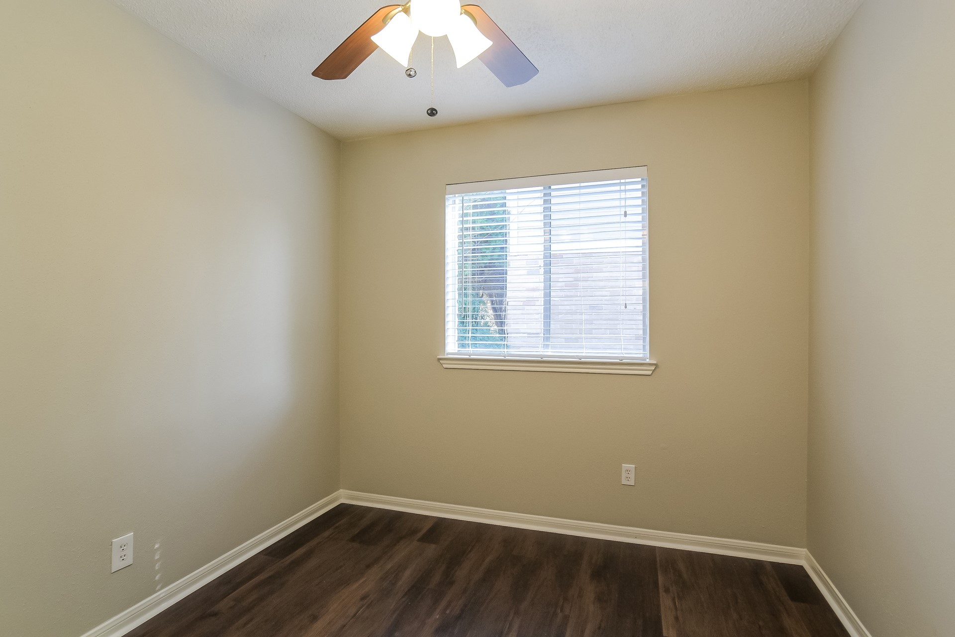 12603 Mill Ridge Drive Property Photo 14