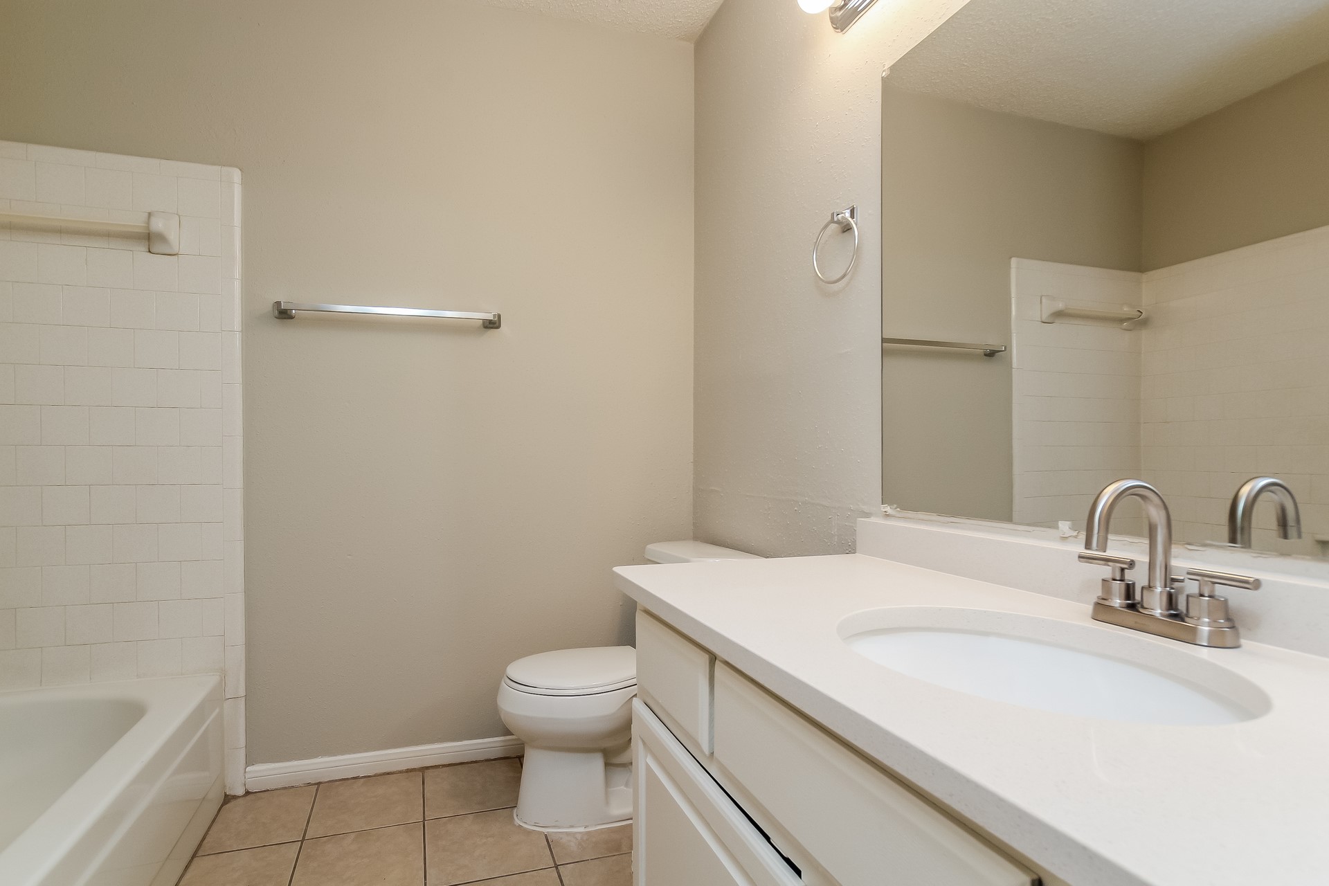 12603 Mill Ridge Drive Property Photo 15