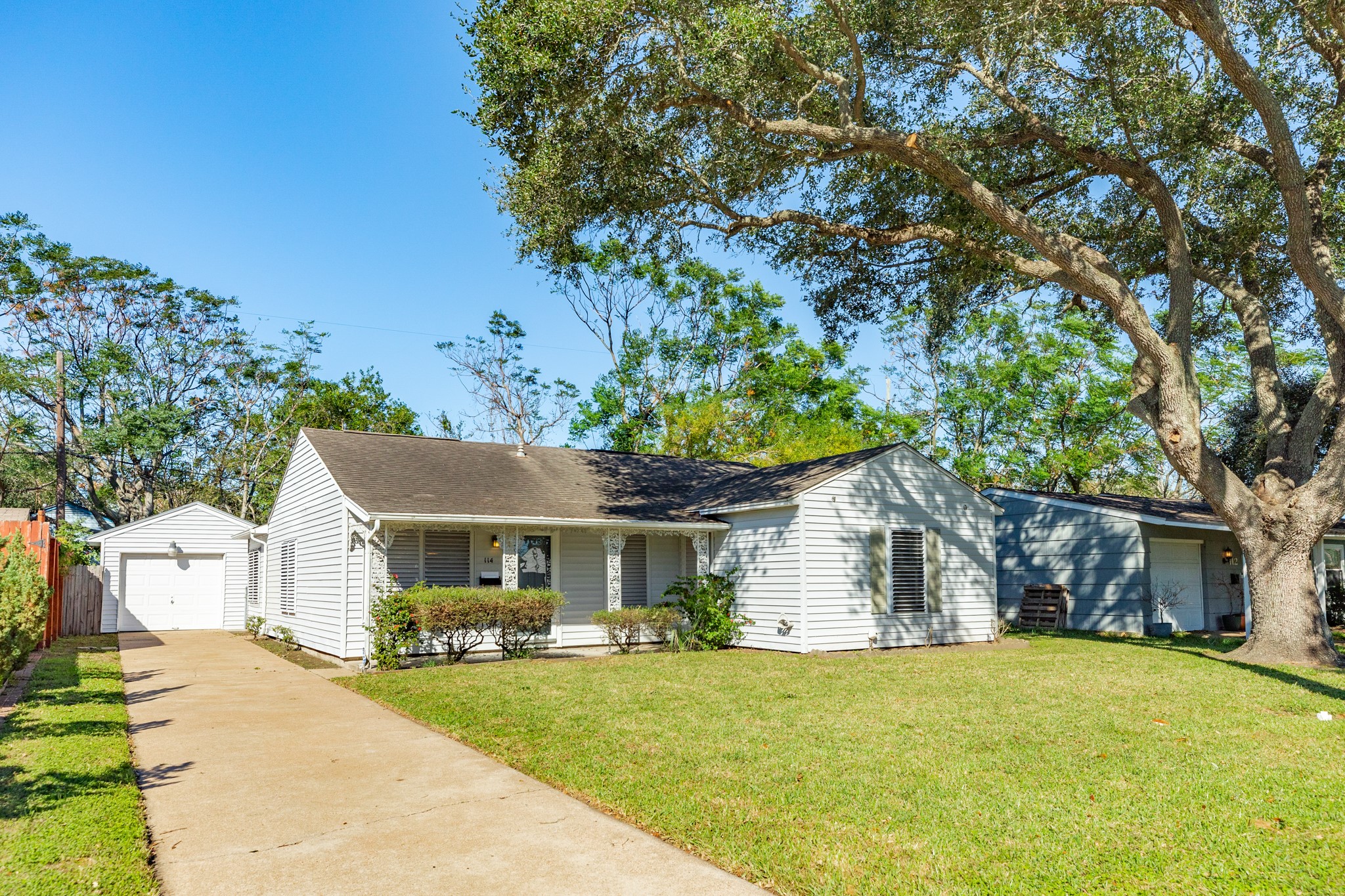 114 Tarpon Avenue Property Photo 1