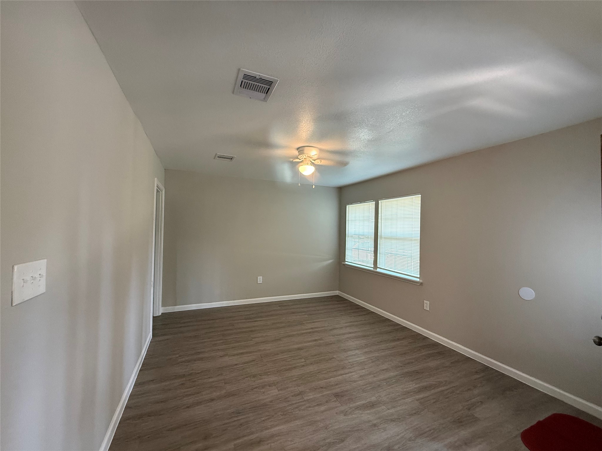 1415 Regal Street Property Photo 5