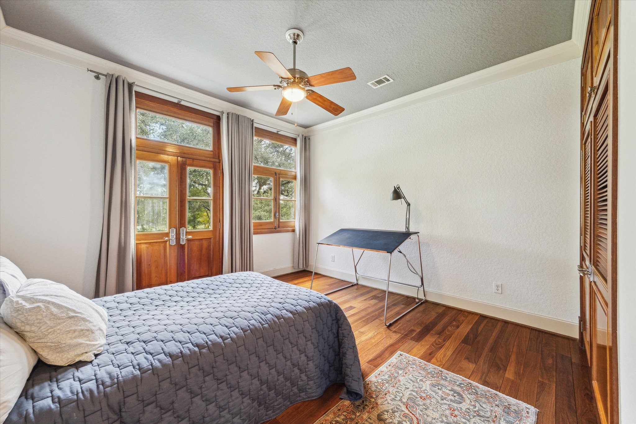919 Saint Elmos Court Property Photo 15