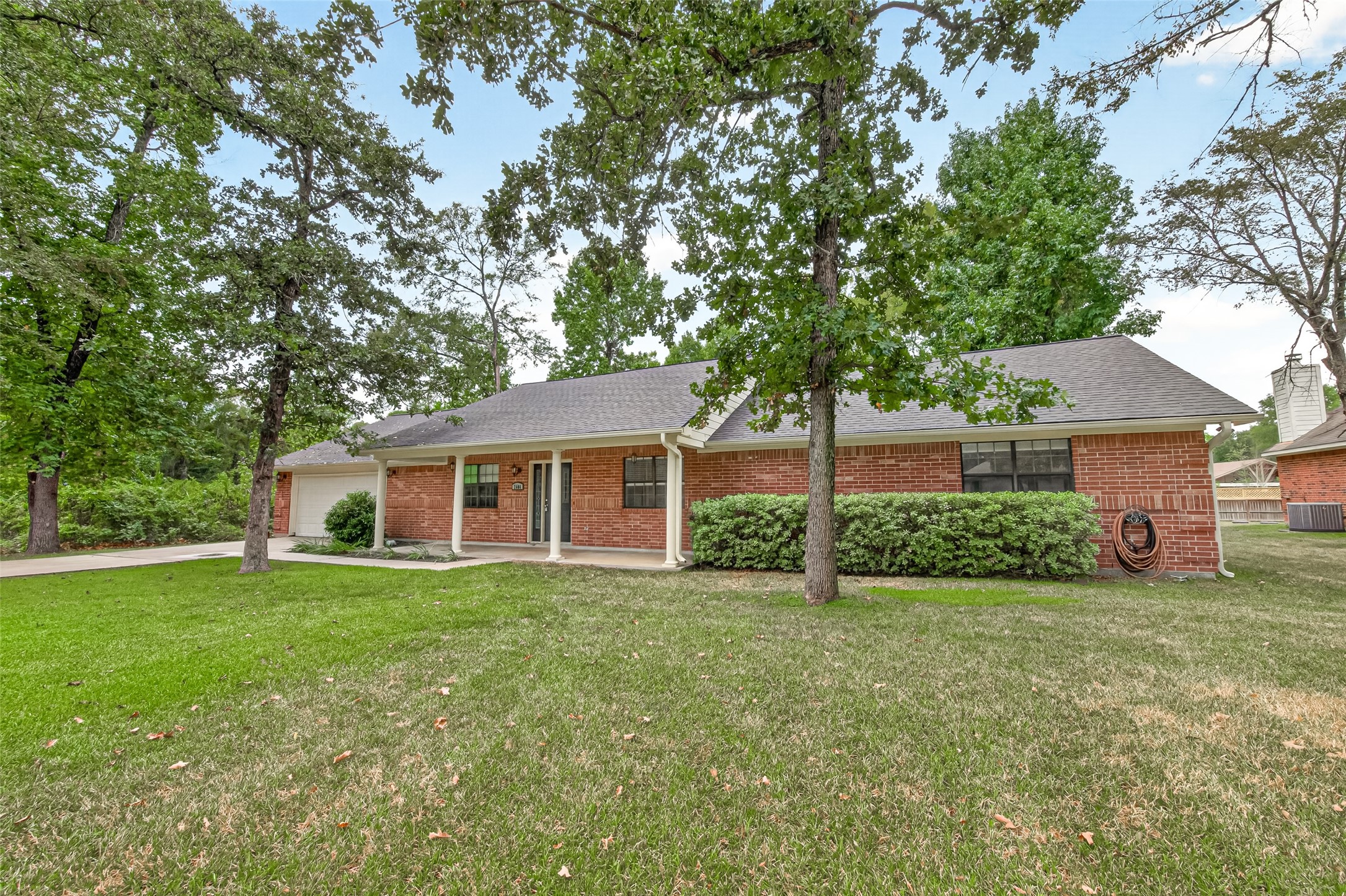 7506 Wedgewood Drive Property Photo 2