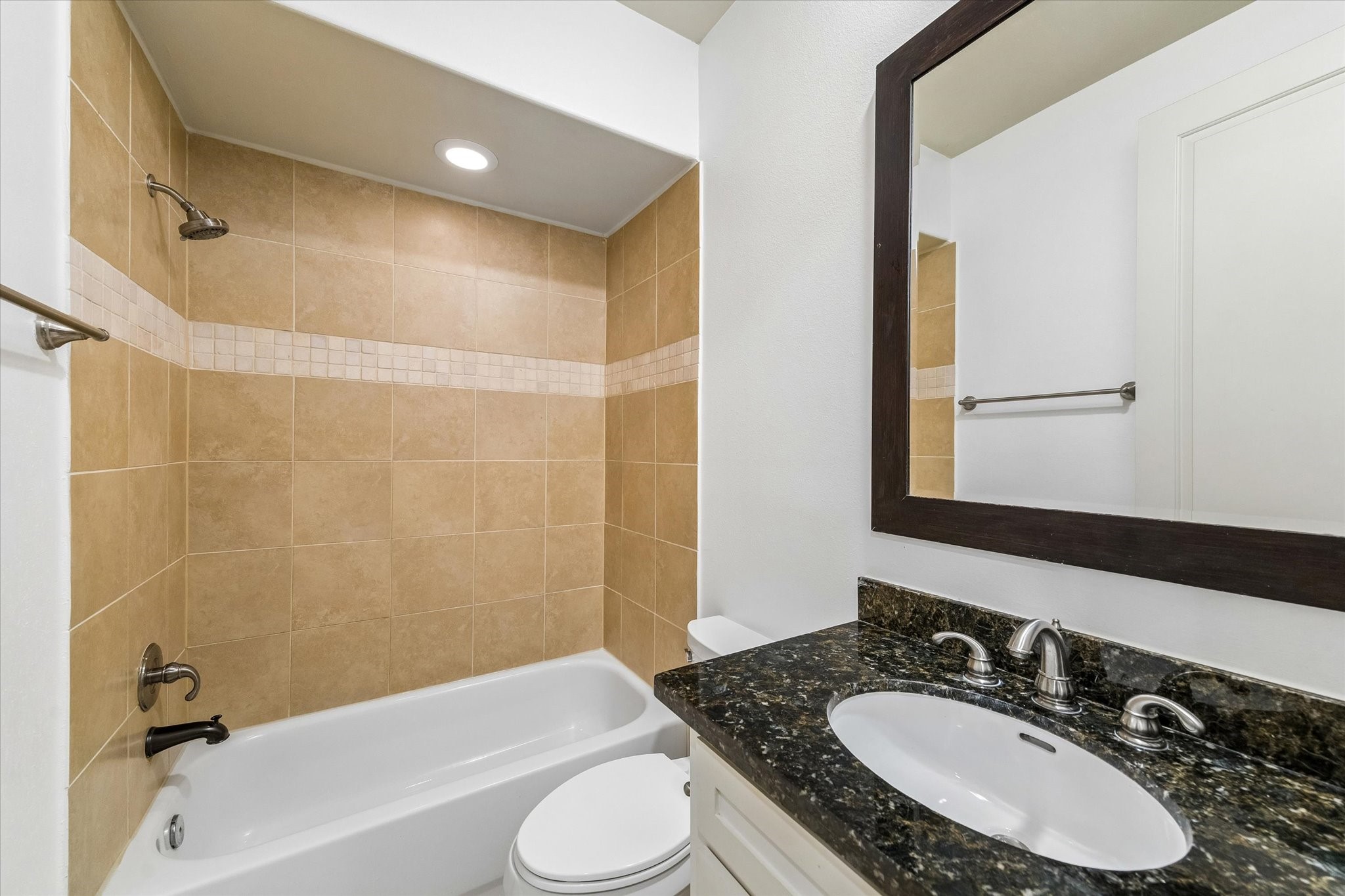 2617 Capitol Street Property Photo 20