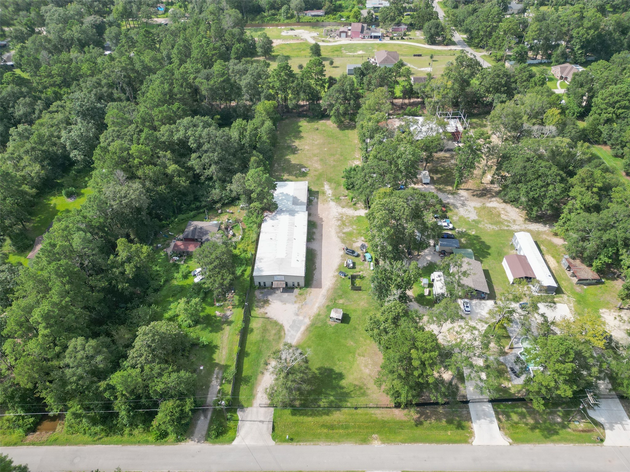 19962 Lowe Property Photo 1