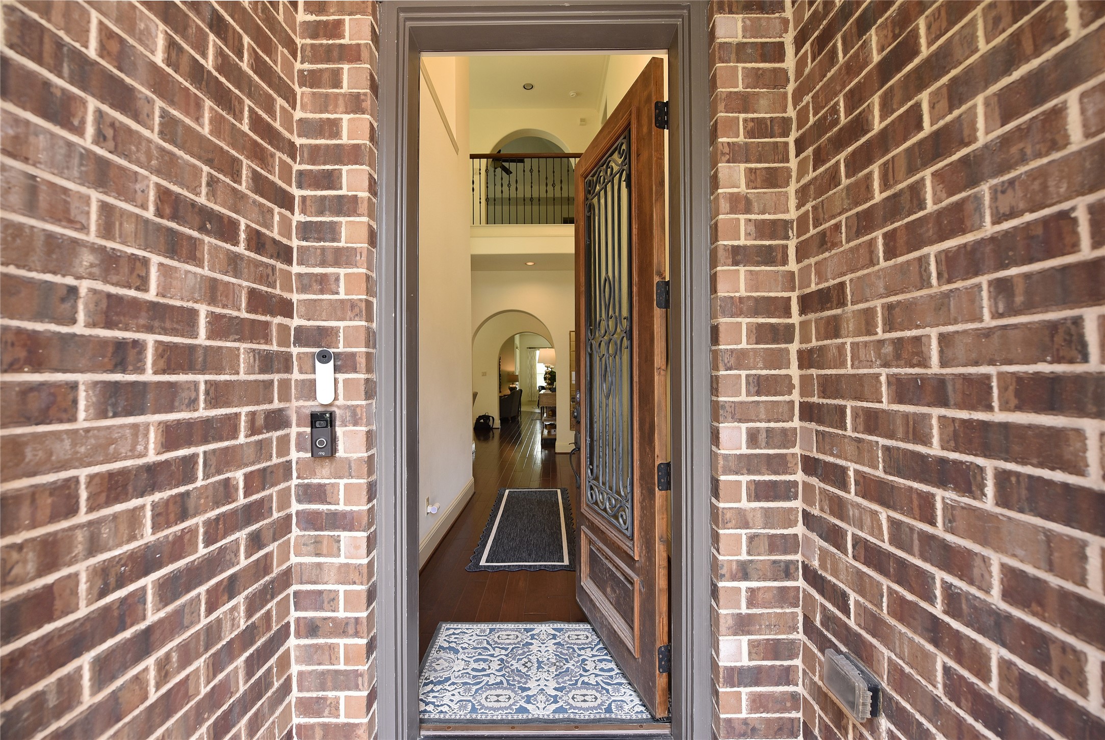 13117 Stoneleigh Terrace Drive Property Photo 2