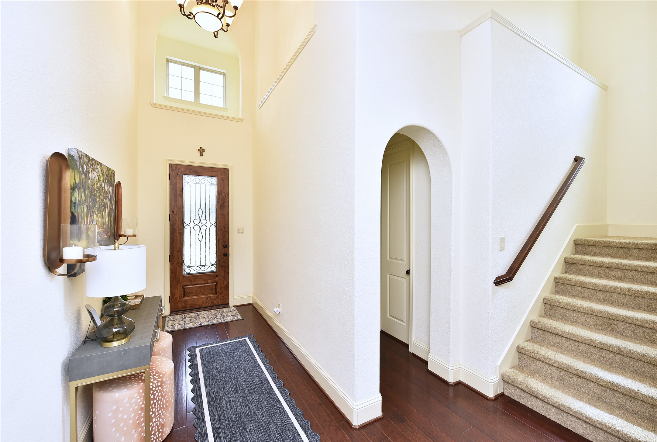 13117 Stoneleigh Terrace Drive Property Photo 4