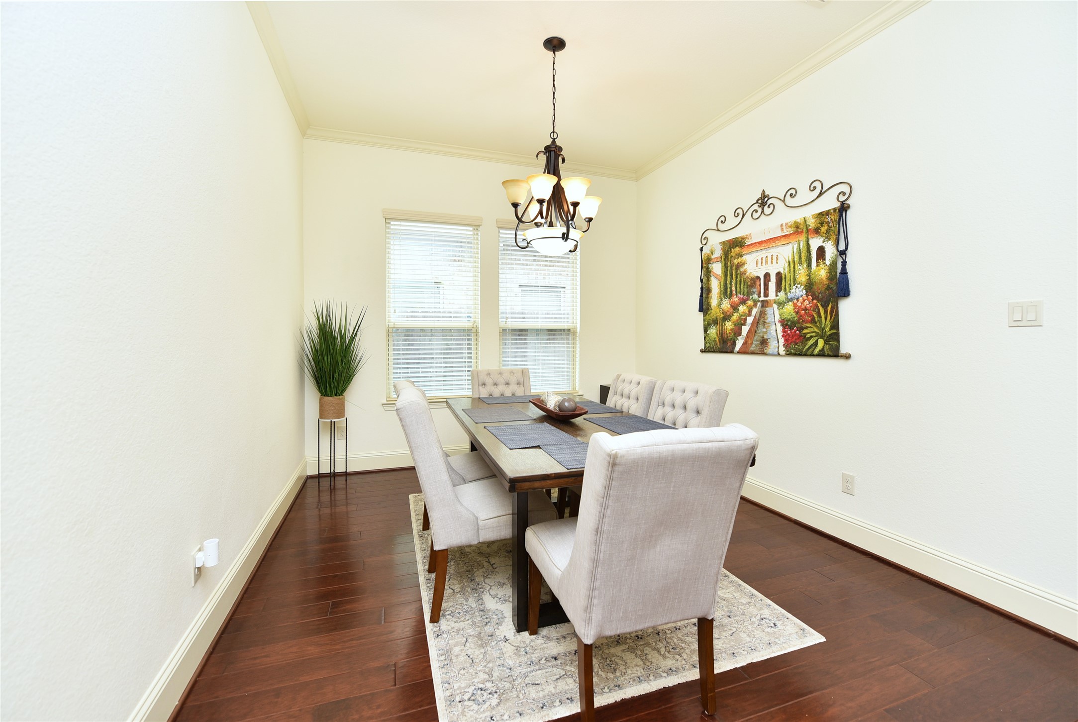 13117 Stoneleigh Terrace Drive Property Photo 5