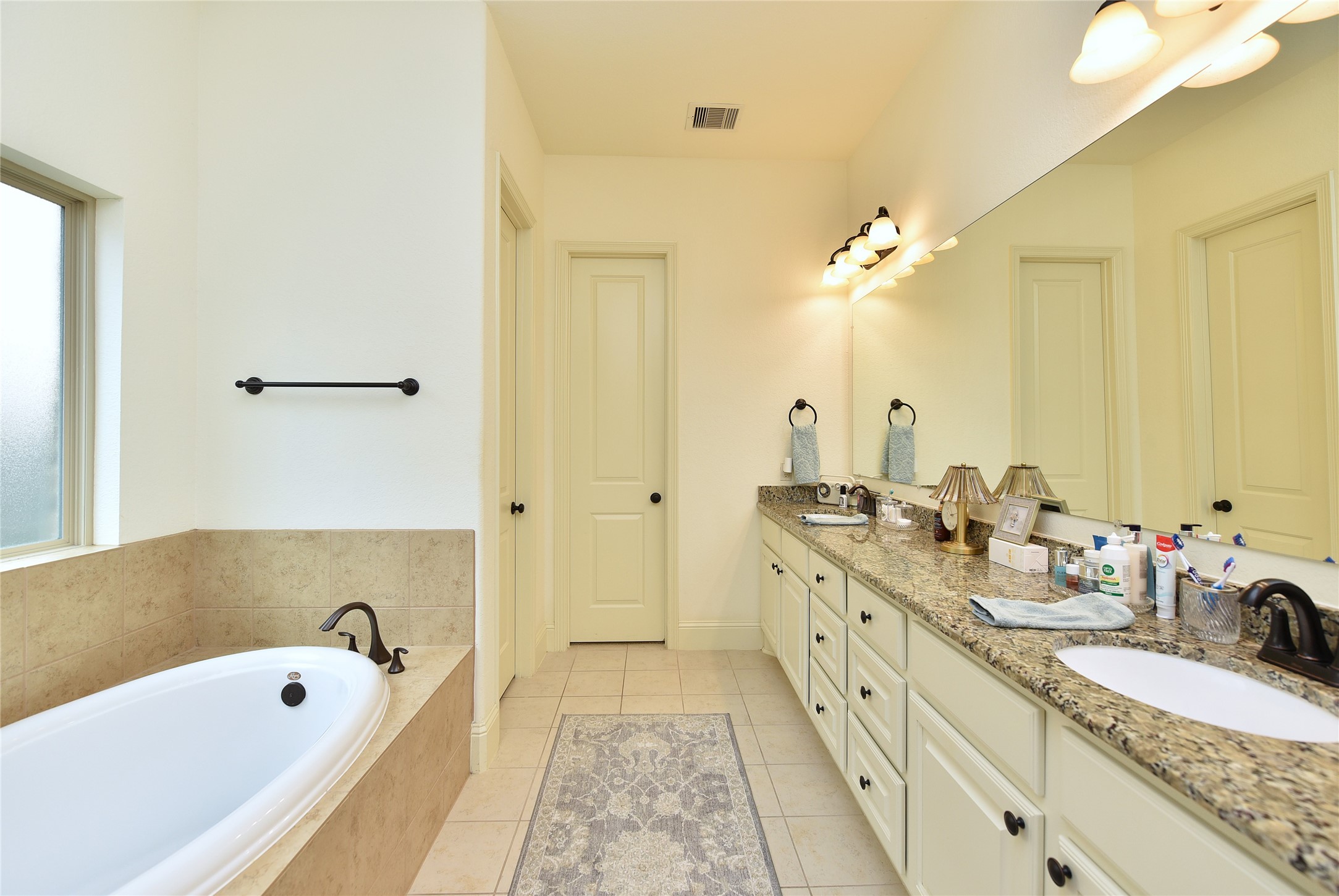13117 Stoneleigh Terrace Drive Property Photo 20