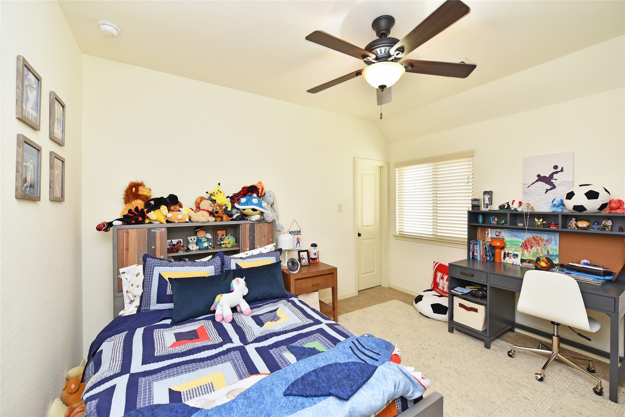 13117 Stoneleigh Terrace Drive Property Photo 33