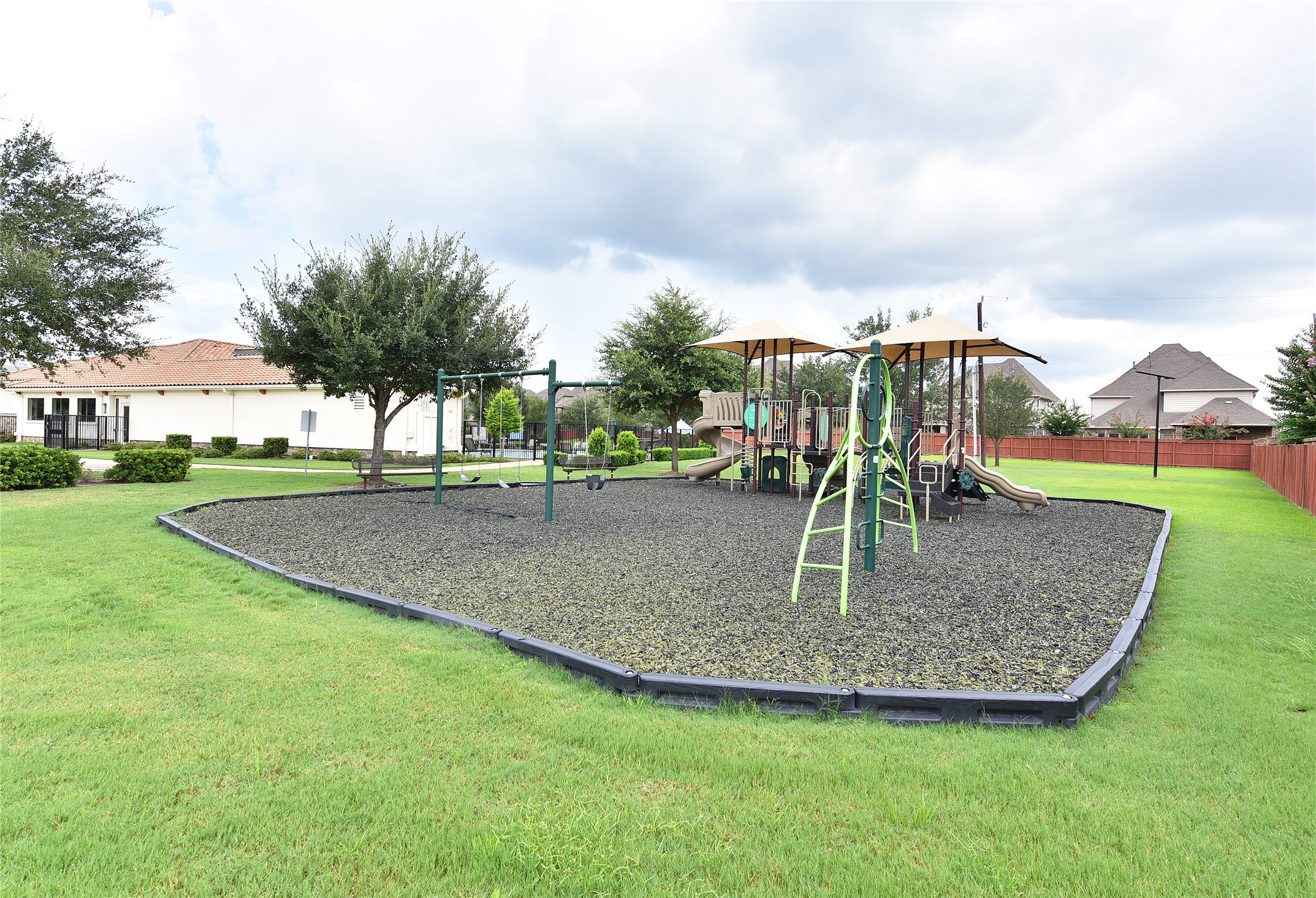 13117 Stoneleigh Terrace Drive Property Photo 43