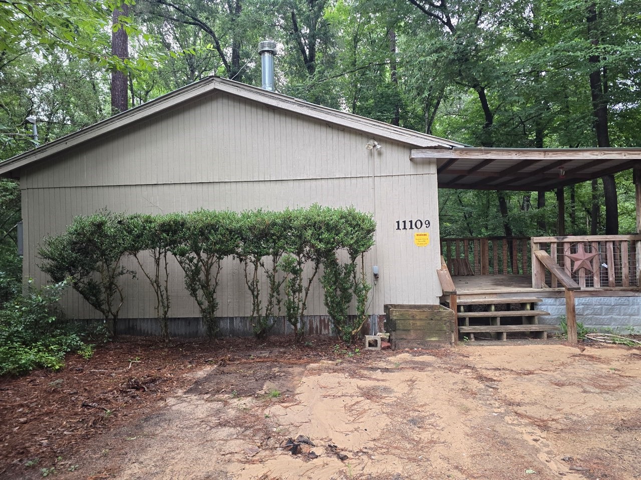11109 Newton Circle Property Photo 1