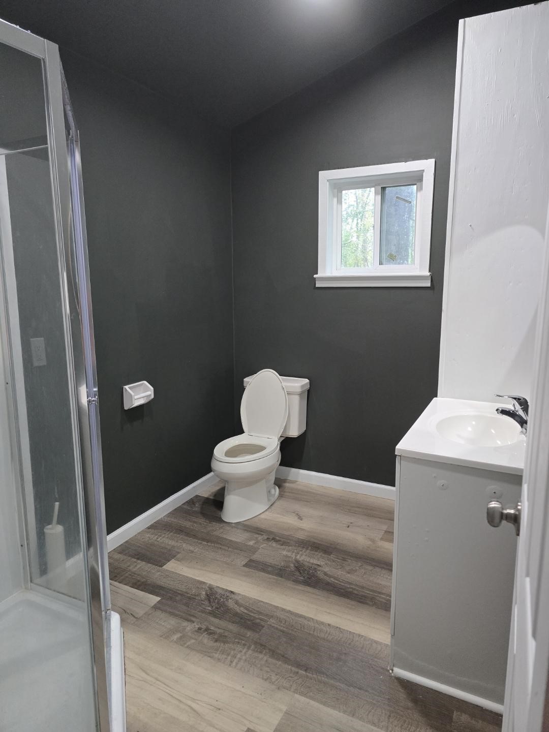 11109 Newton Circle Property Photo 8
