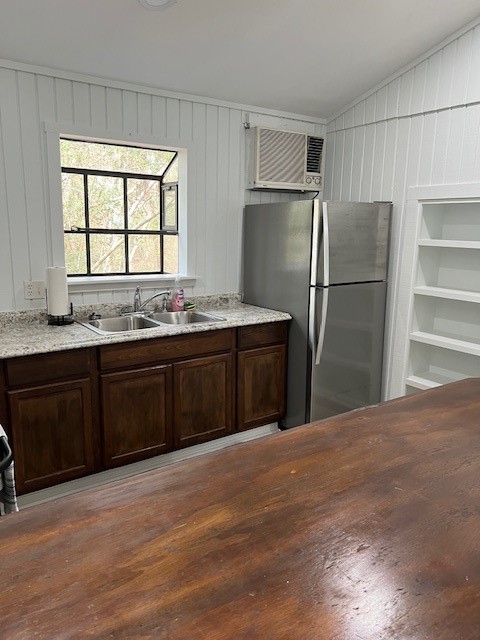 11109 Newton Circle Property Photo 15