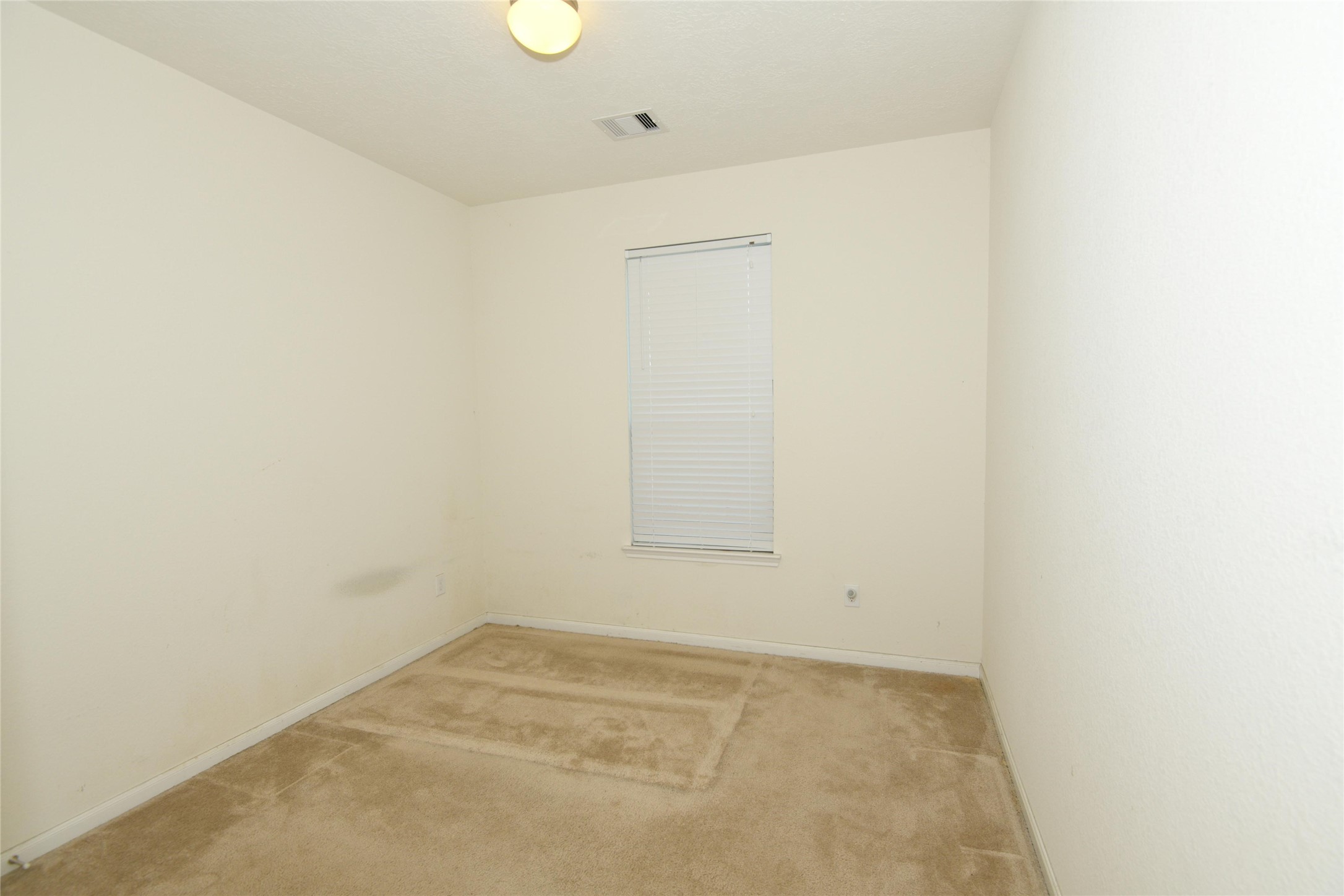 12051 Main Oak Street Property Photo 11