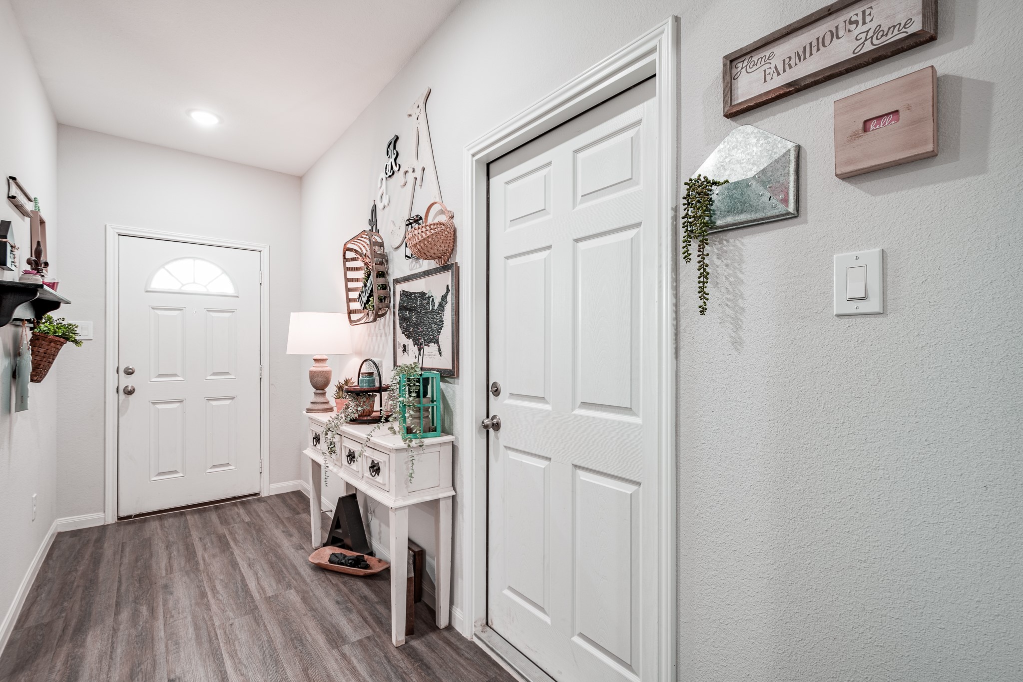 1208 Denison Avenue Property Photo 4