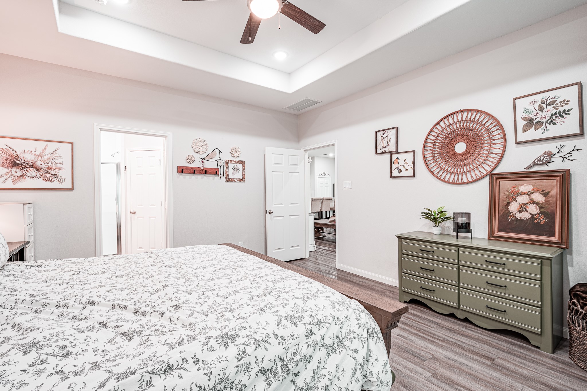 1208 Denison Avenue Property Photo 16