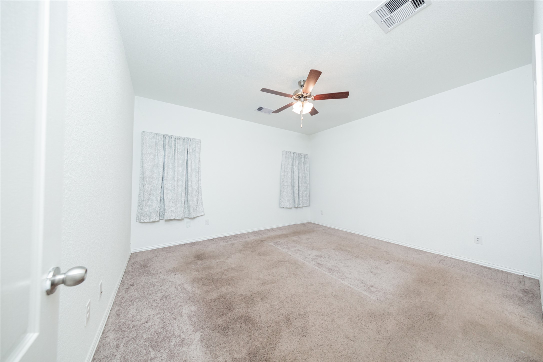 31206 Whitfield Court Property Photo 11