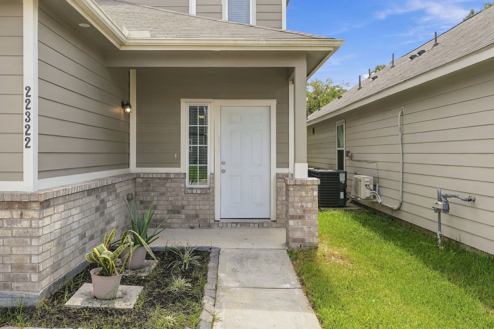 22322 Clear Castle Drive Property Photo 3
