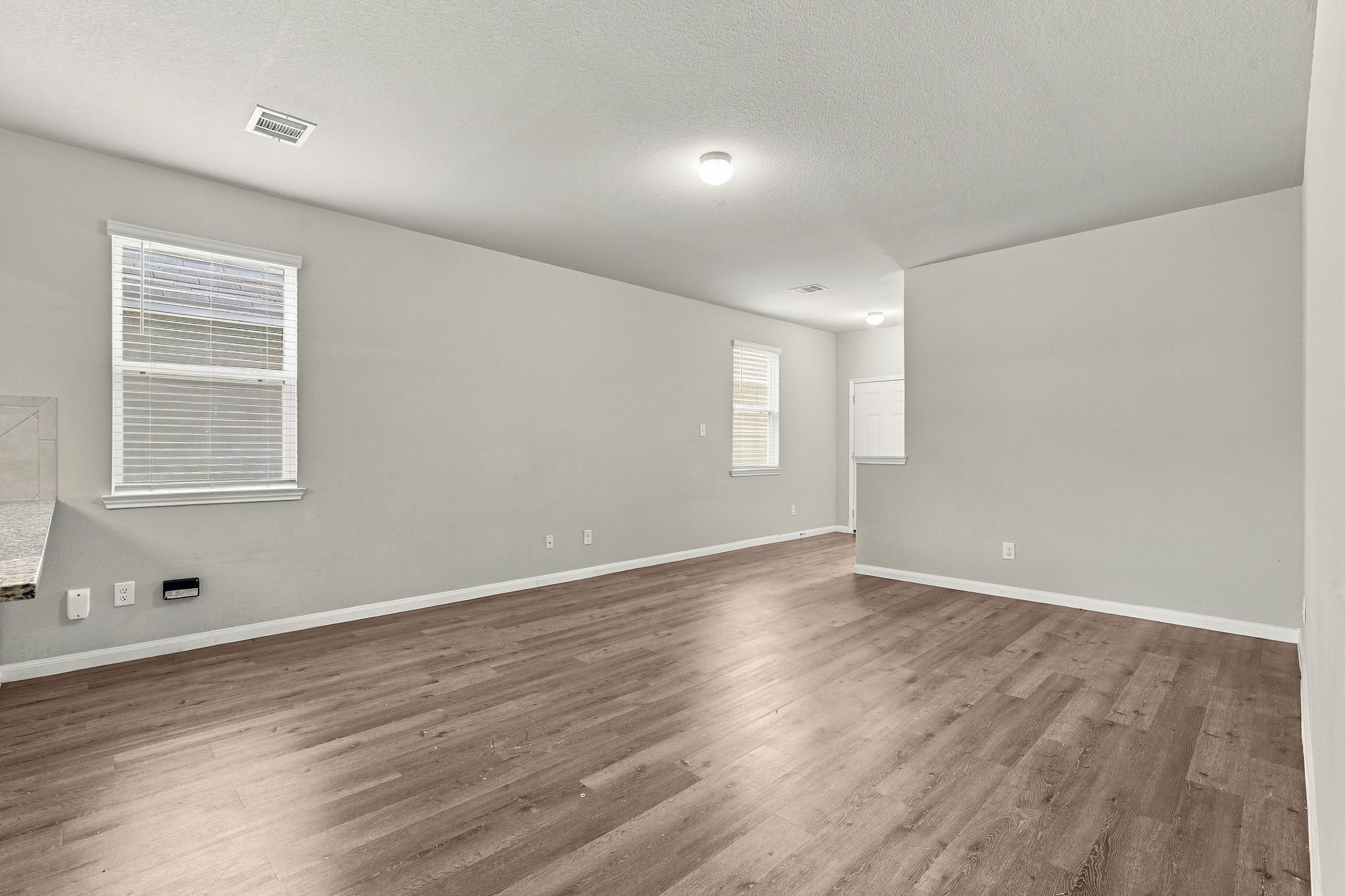 22322 Clear Castle Drive Property Photo 7