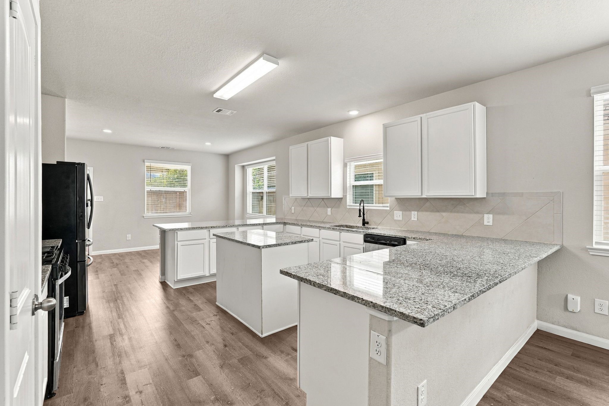 22322 Clear Castle Drive Property Photo 9