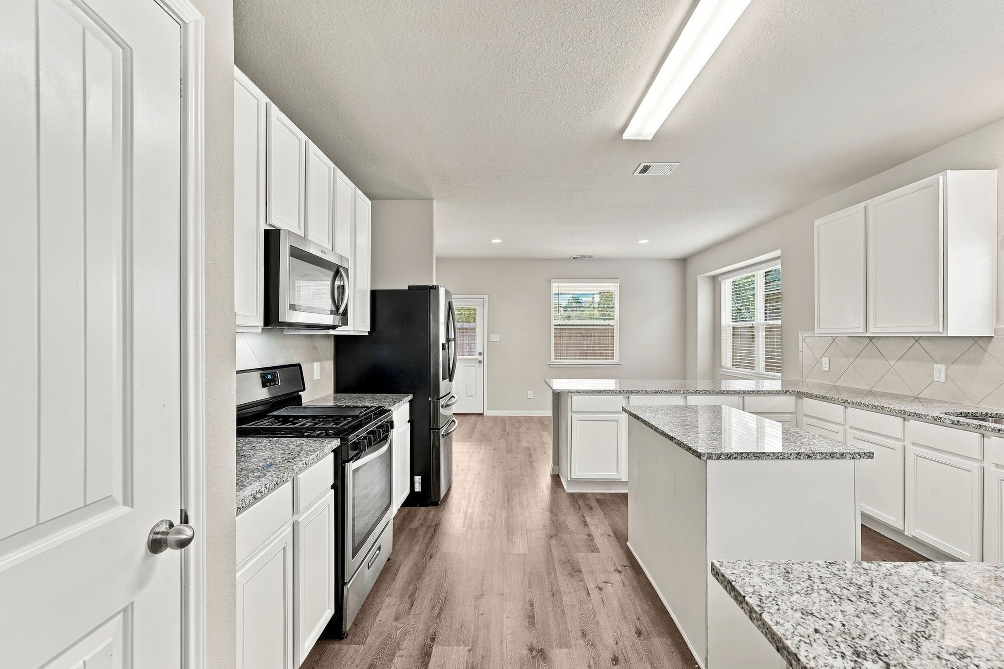 22322 Clear Castle Drive Property Photo 10