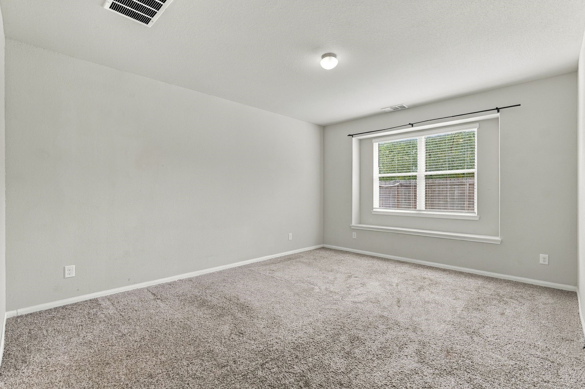22322 Clear Castle Drive Property Photo 16