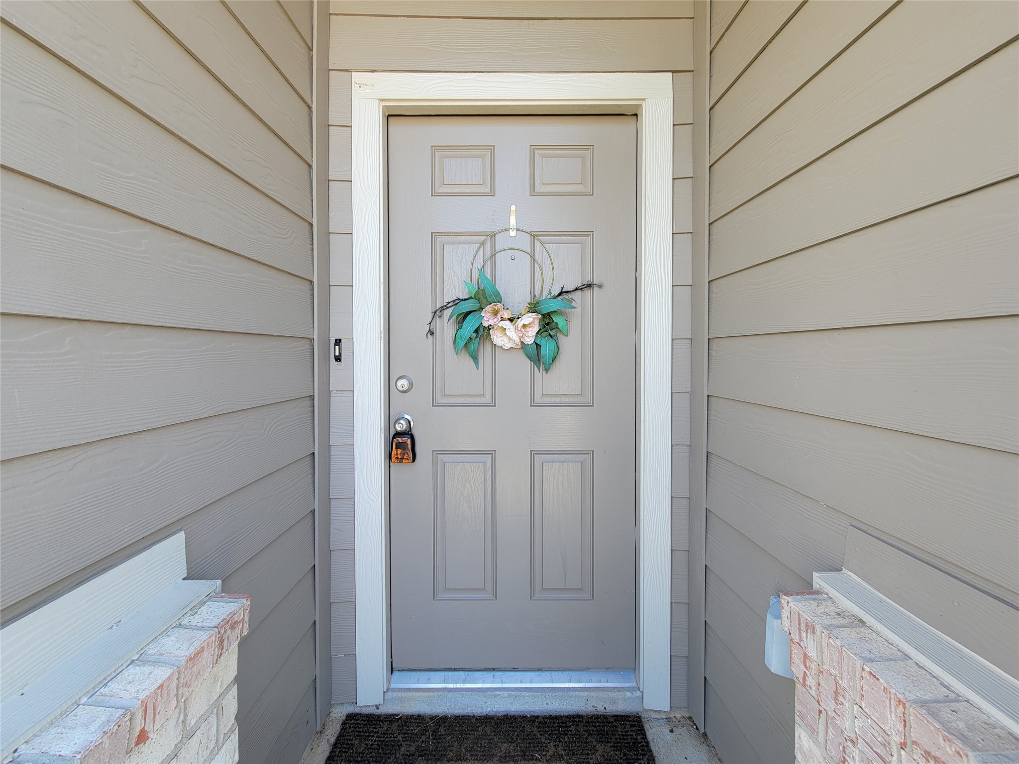 10037 Swift Fox Court Property Photo 4