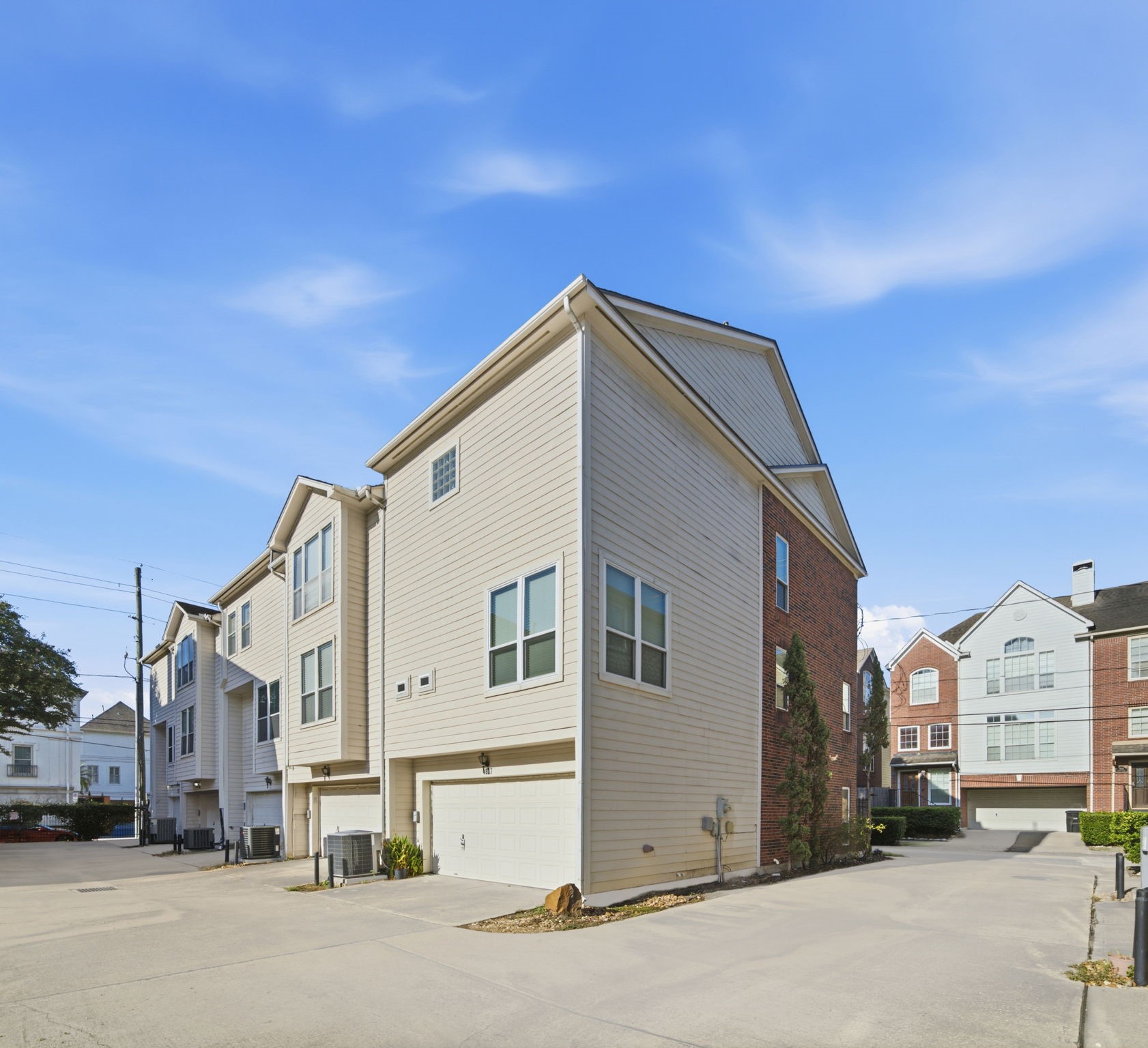 1807 Wilson Street Property Photo 35