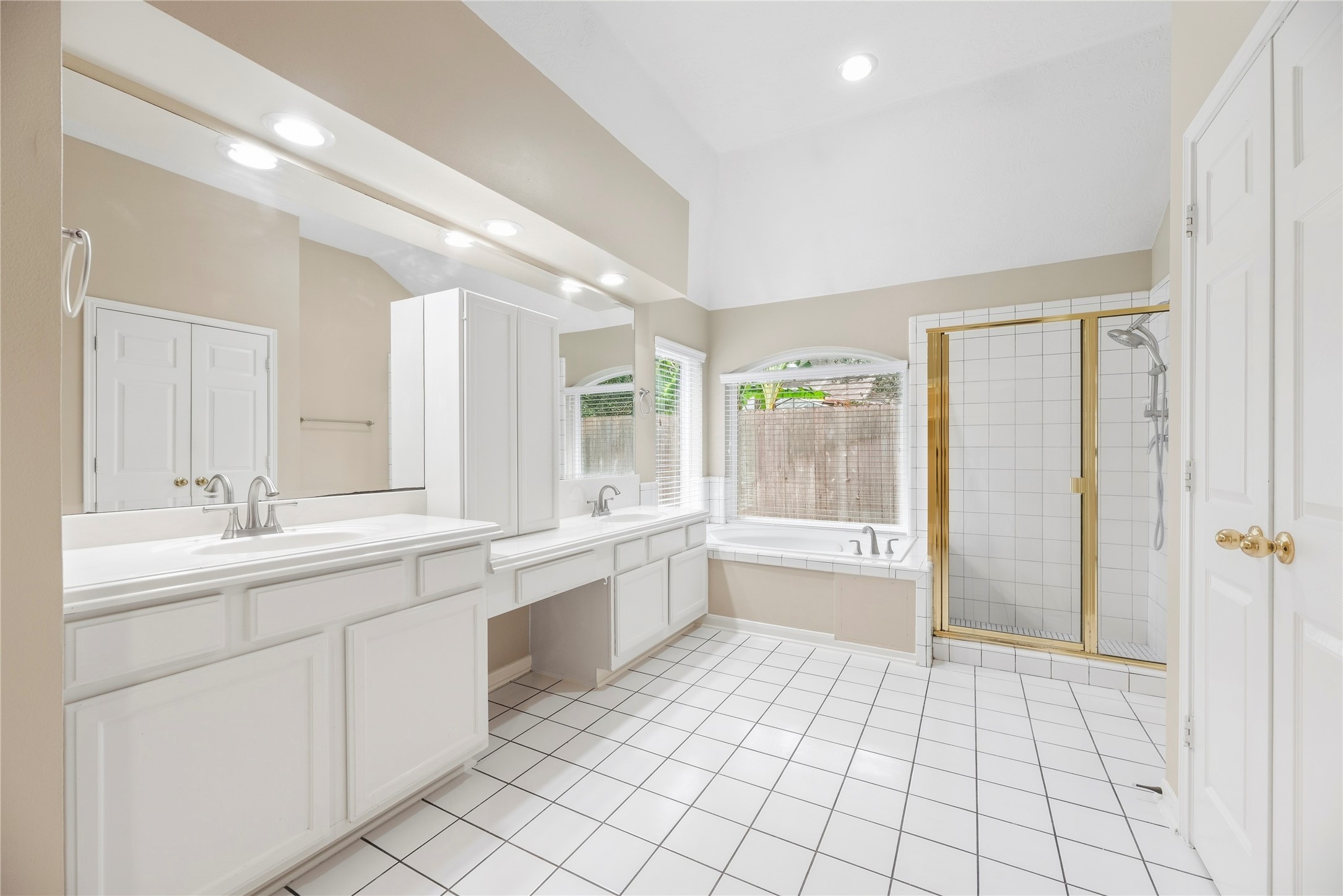 9223 Symphonic Lane Property Photo 4