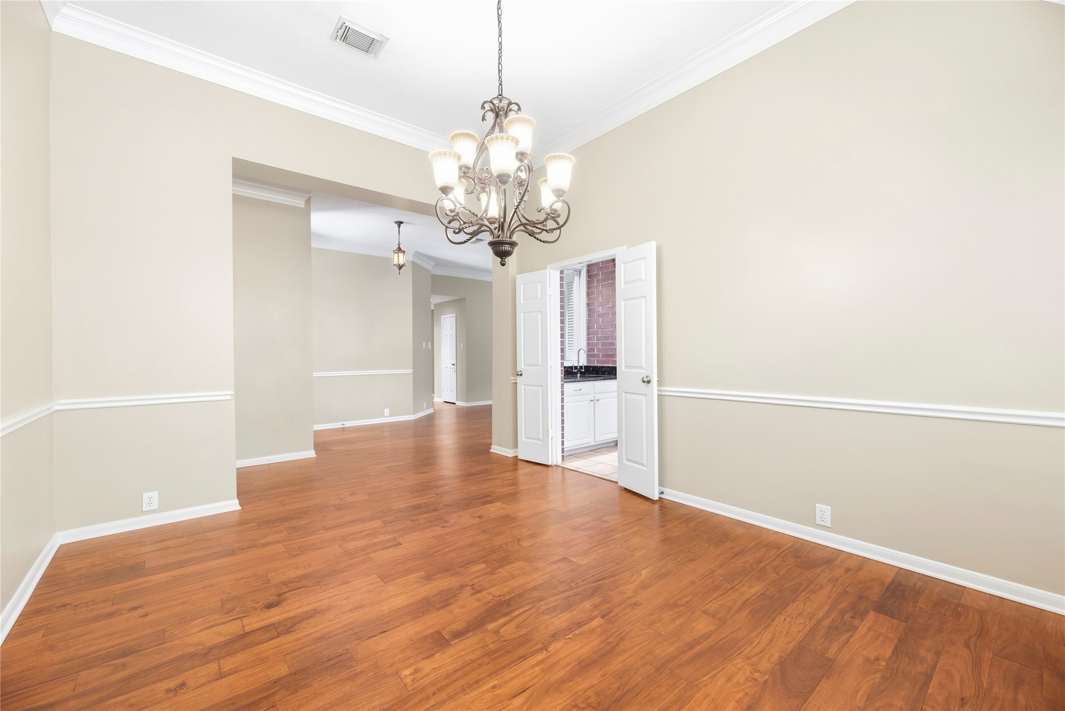 9223 Symphonic Lane Property Photo 13
