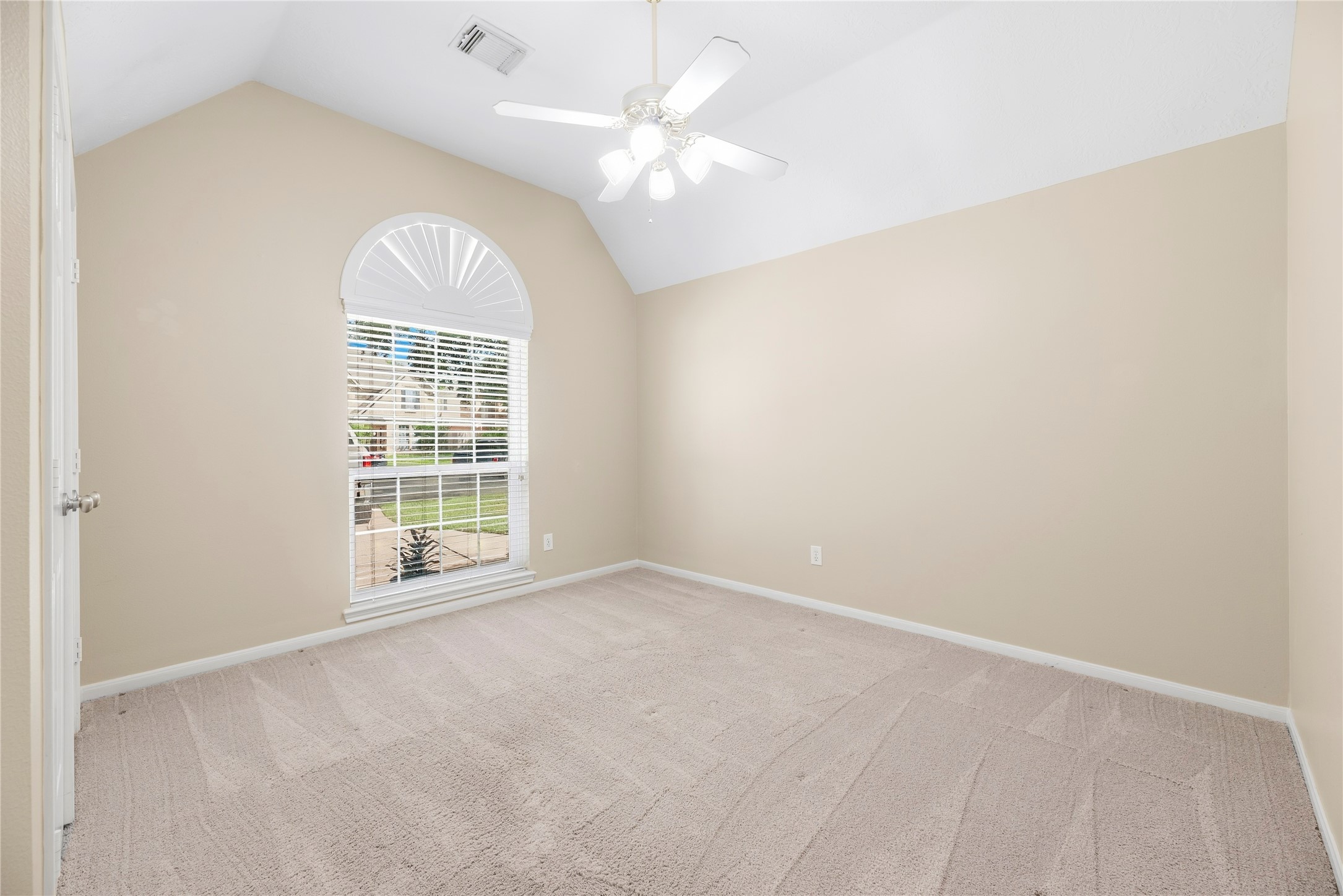 9223 Symphonic Lane Property Photo 21