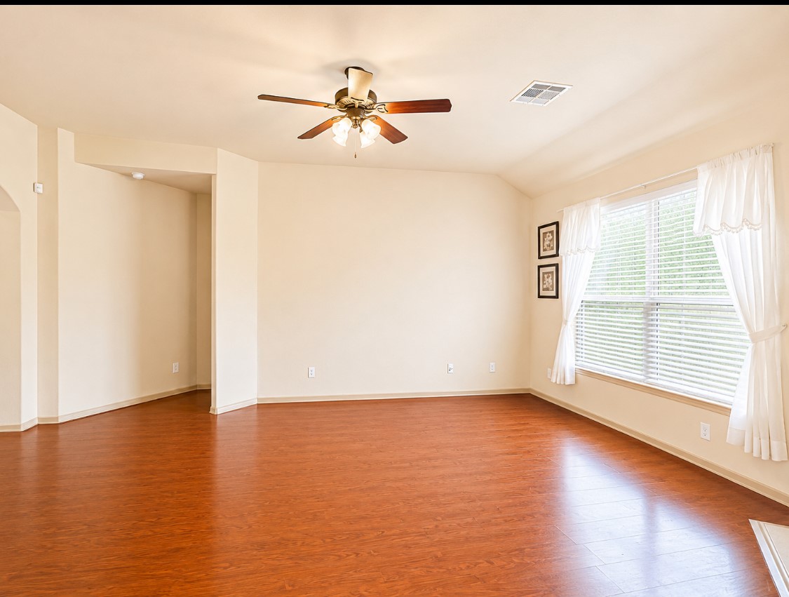 20331 Little Wing Drive Property Photo 9