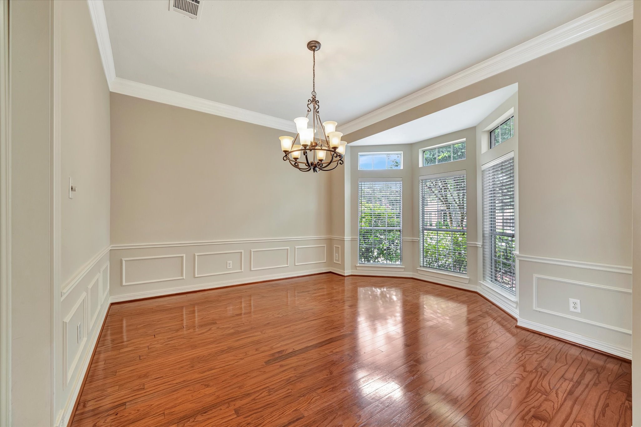 15534 Wooden Oak Court Property Photo 9