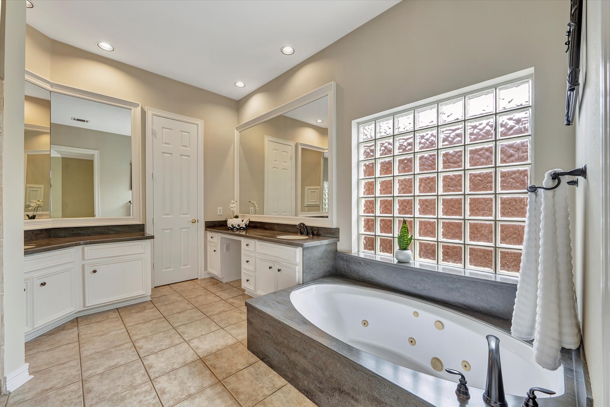 15534 Wooden Oak Court Property Photo 39