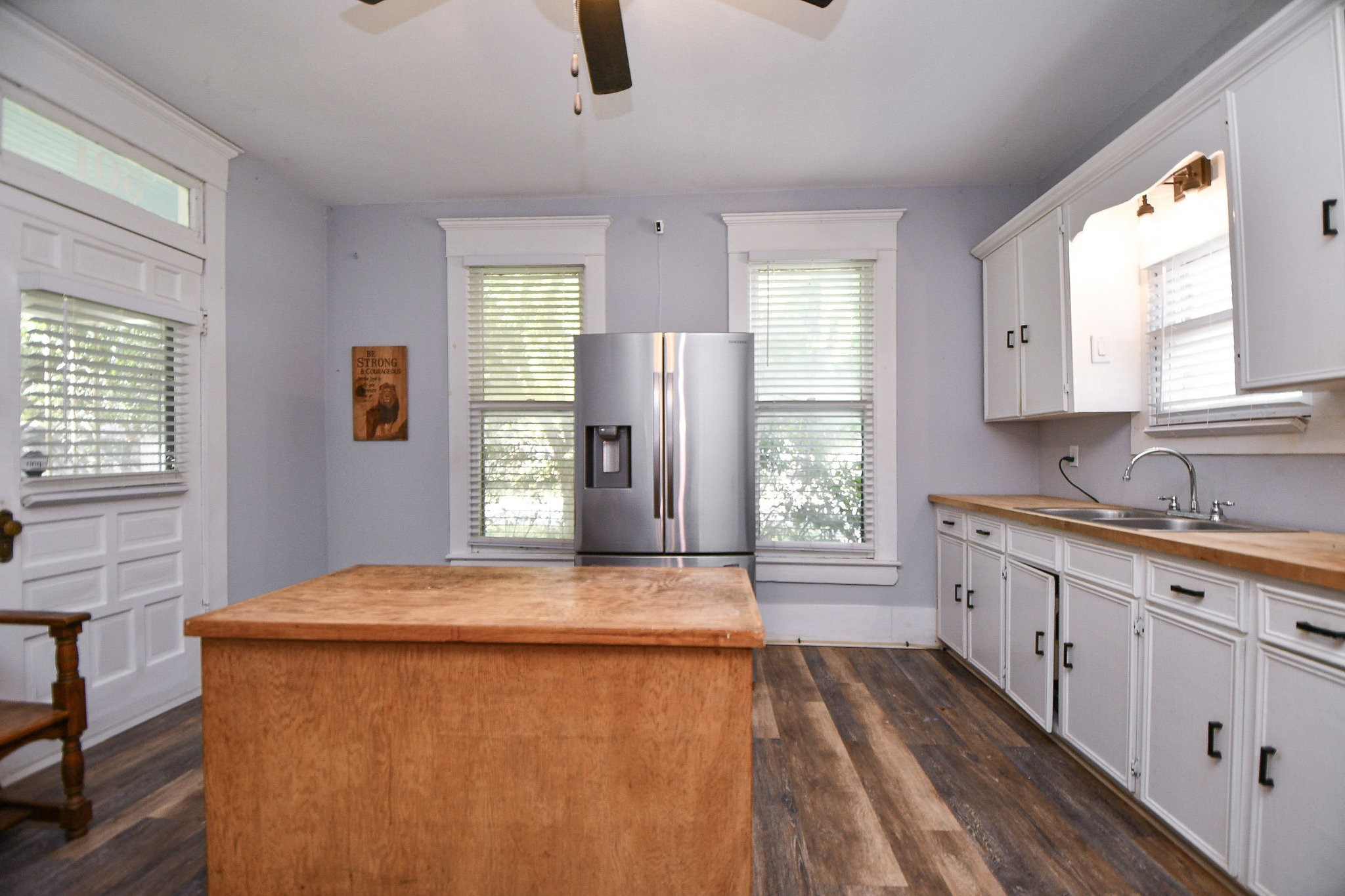 501 S Wharton Street Property Photo 9