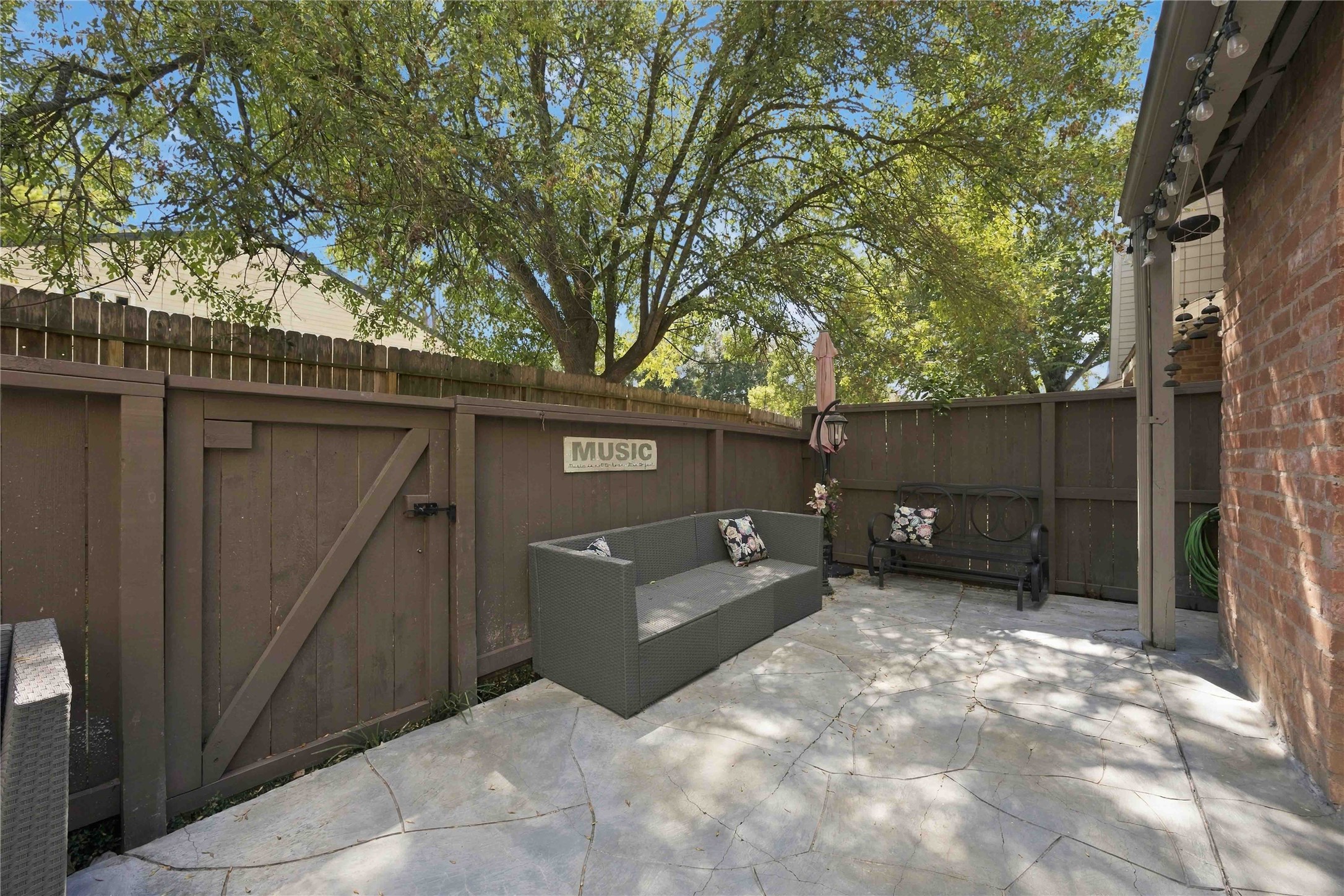 1669 Prairie Grove Drive Property Photo 14