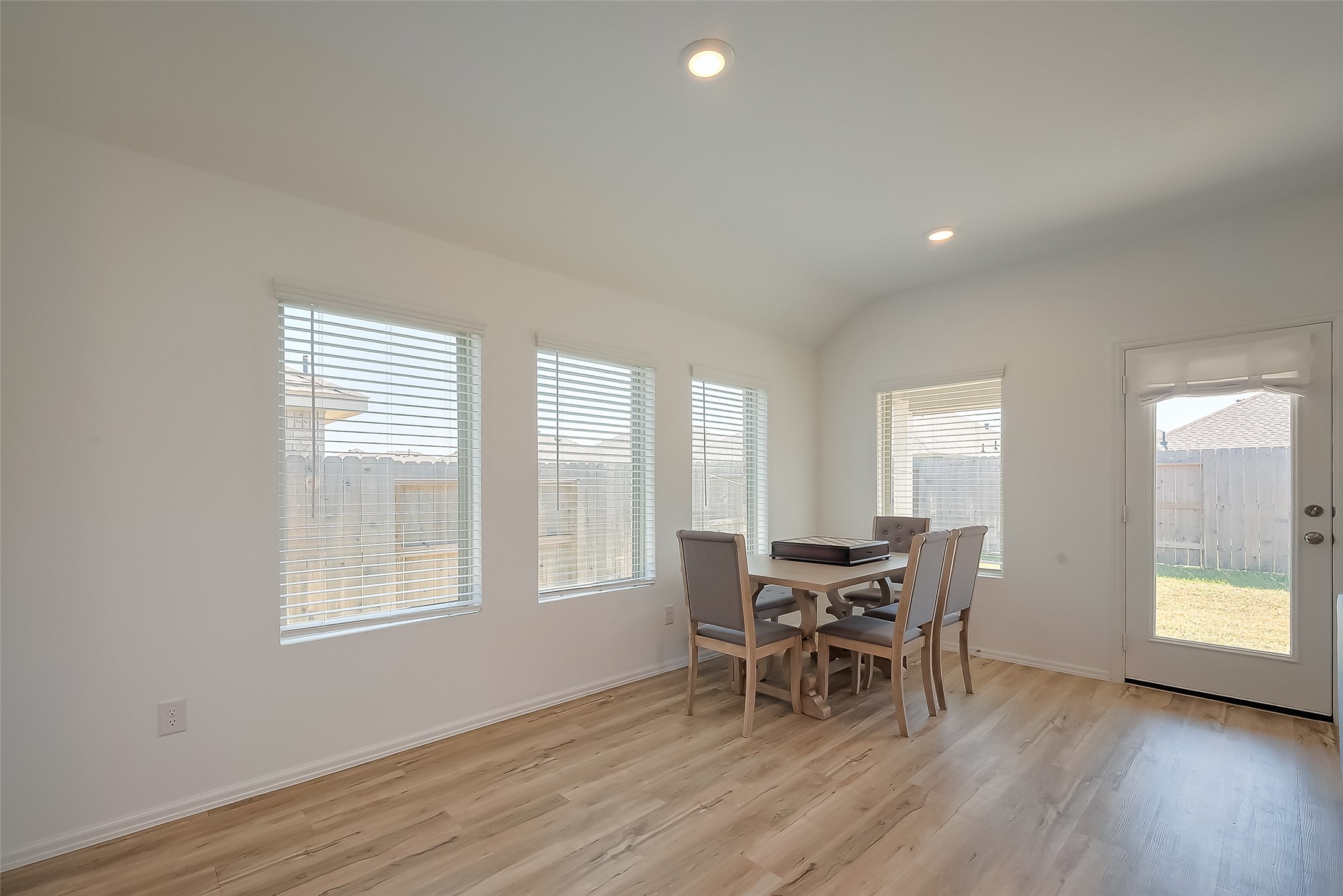 5343 Sleepy Fox Lane Property Photo 14