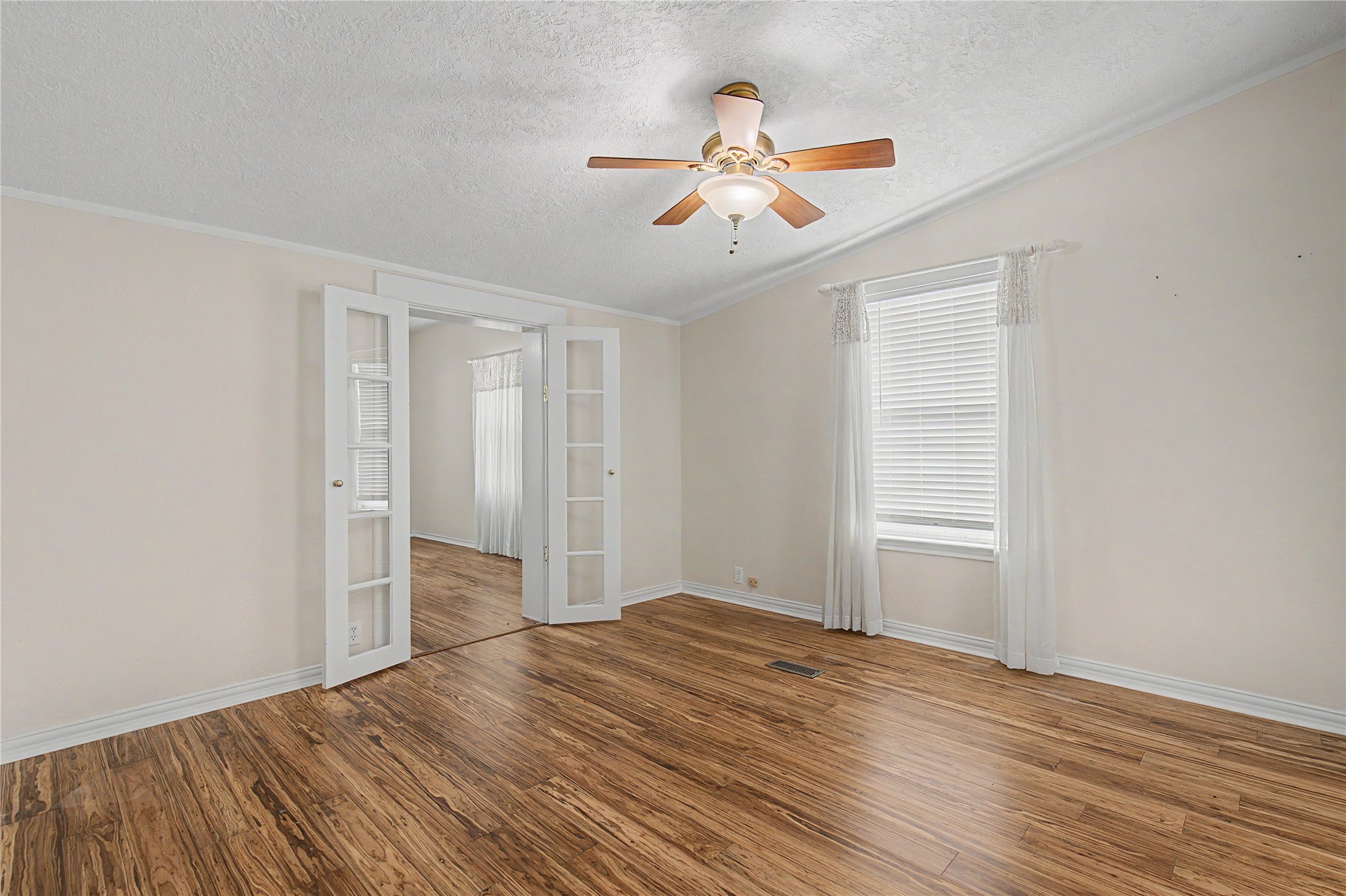 26190 Walnut Burl Property Photo 18