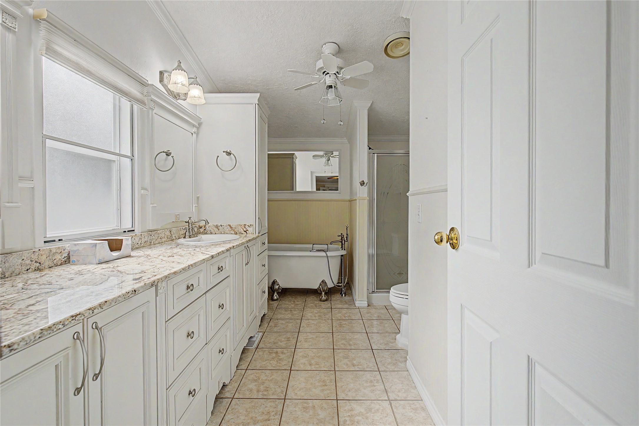 26190 Walnut Burl Property Photo 20