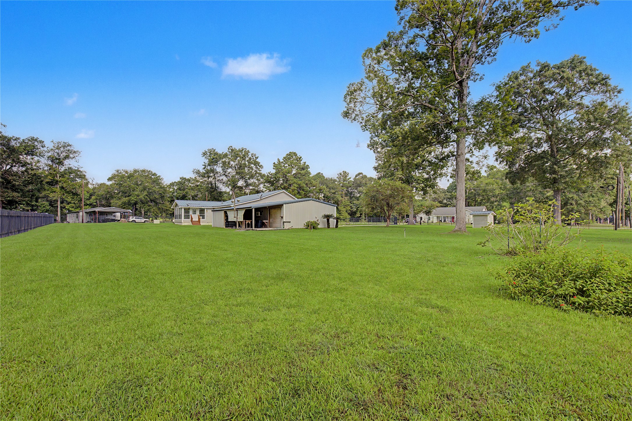 26190 Walnut Burl Property Photo 29