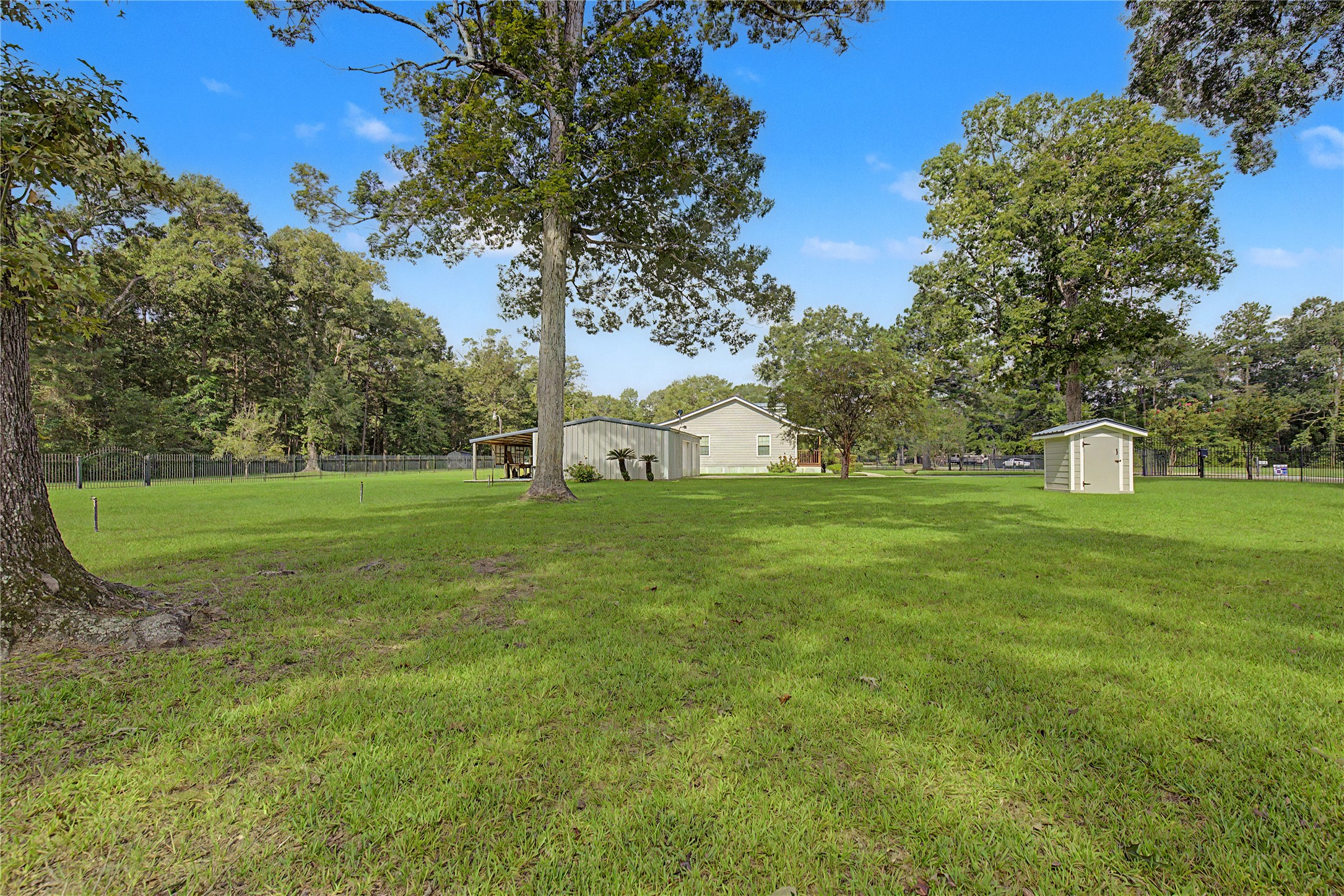 26190 Walnut Burl Property Photo 30