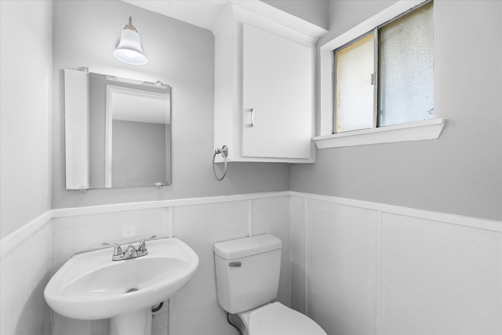 7714 Renwick Drive 23 Property Photo 13