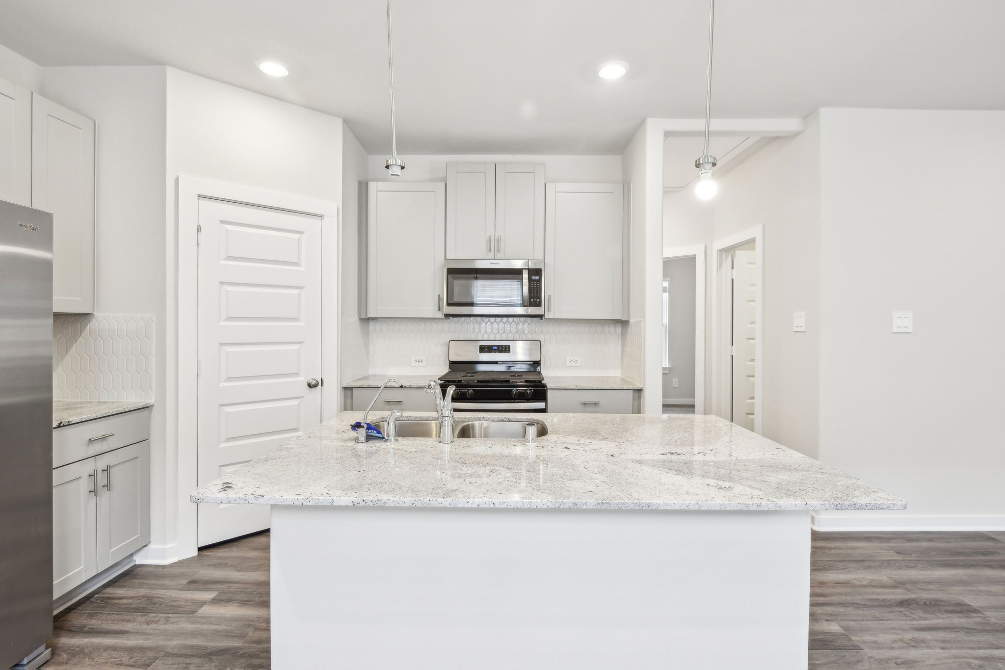 18688 Presswood Way Drive Property Photo 11