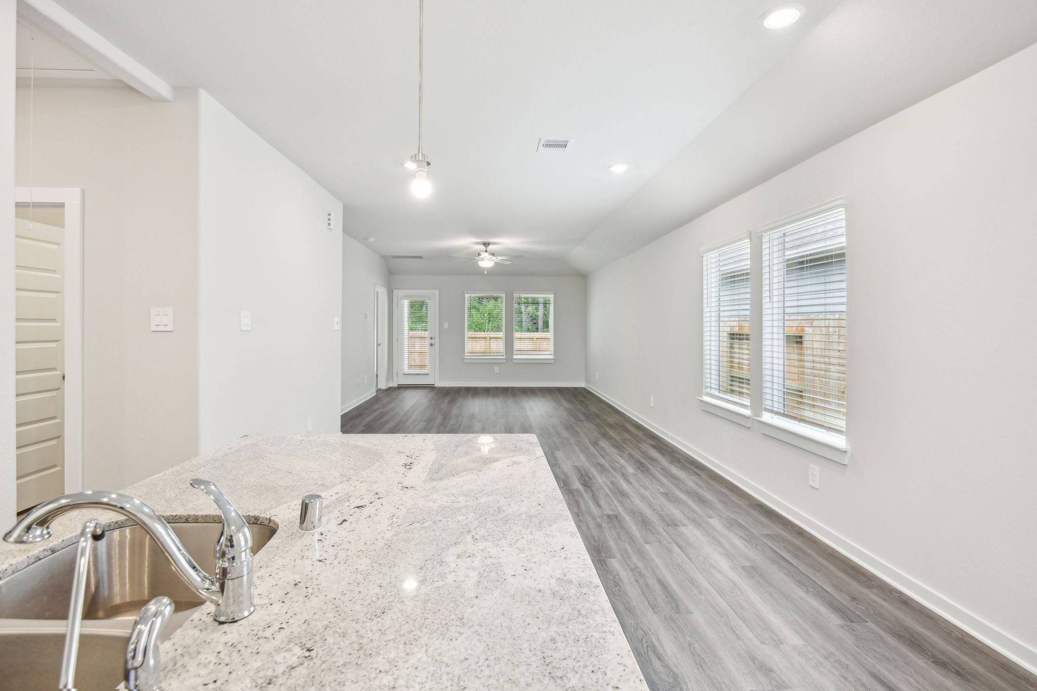 18688 Presswood Way Drive Property Photo 14