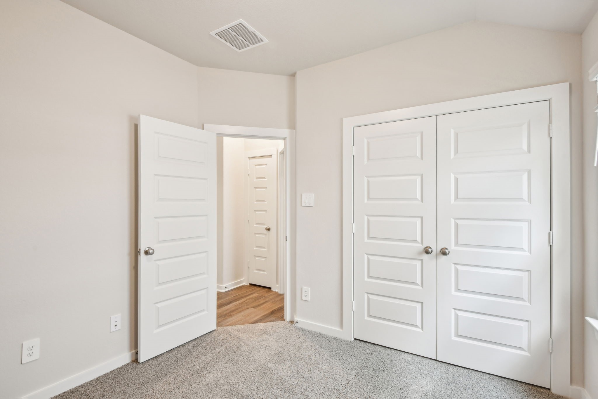 18688 Presswood Way Drive Property Photo 28