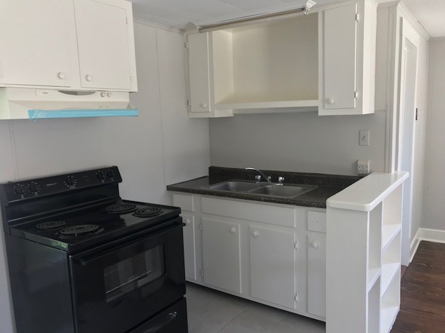 4625 Bell Street 1/2 Property Photo 11