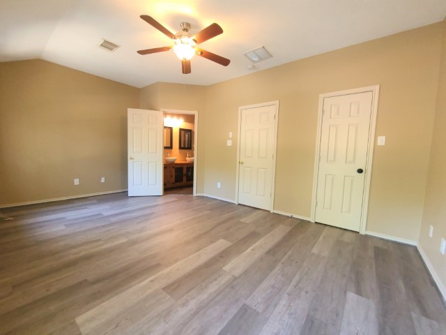138 S Walden Elms Circle Property Photo 8